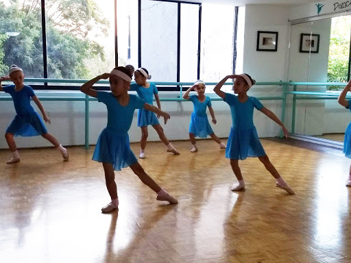 Pointé Dance Academy