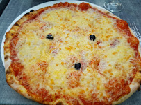 Plats et boissons du Pizzeria LE MISTRAL à Aigues-Mortes - n°13