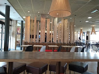 Atmosphère du Restauration rapide McDonald's à Cesson-Sévigné - n°18