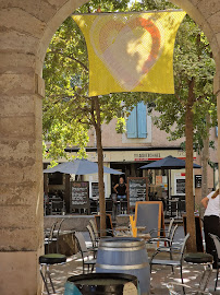 Atmosphère du Restaurant Le Région'Halle à Sérignan - n°4