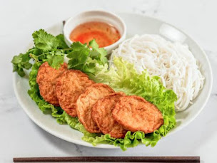 Photo n°42 de Viet Quan à Reims ()