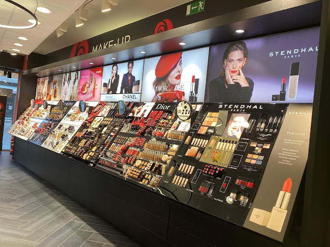 Beoordelingen van Parfumerie April Braine-l'Alleud in Halle - Cosmeticawinkel
