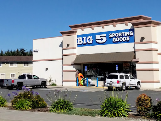 Big 5 Sporting Goods - Crescent City, 1055 US-101, Crescent City, CA 95531, USA, 