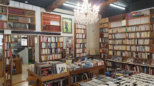 Librairie de livres d'occasion RDBO (Rue Des Bouquinistes Obscurs) Aix-en-Provence