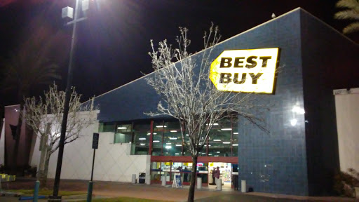 Electronics Store «Best Buy», reviews and photos, 12989 Park Plaza Dr, Cerritos, CA 90703, USA