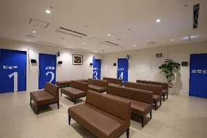 Central Minato Clinic image