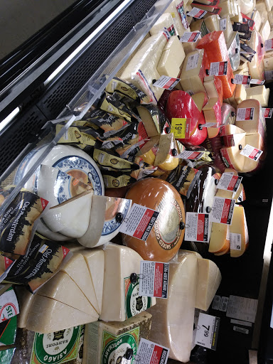 Grocery Store «Kroger», reviews and photos, 65 S Livernois Rd, Rochester Hills, MI 48307, USA