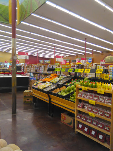 Grocery Store «Grocery Outlet Bargain Market», reviews and photos, 1535 S Novato Blvd, Novato, CA 94947, USA
