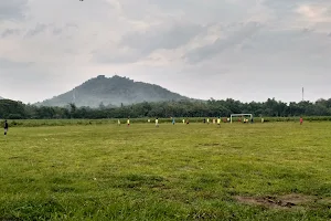 Lapangan Kelurahan Pojok image