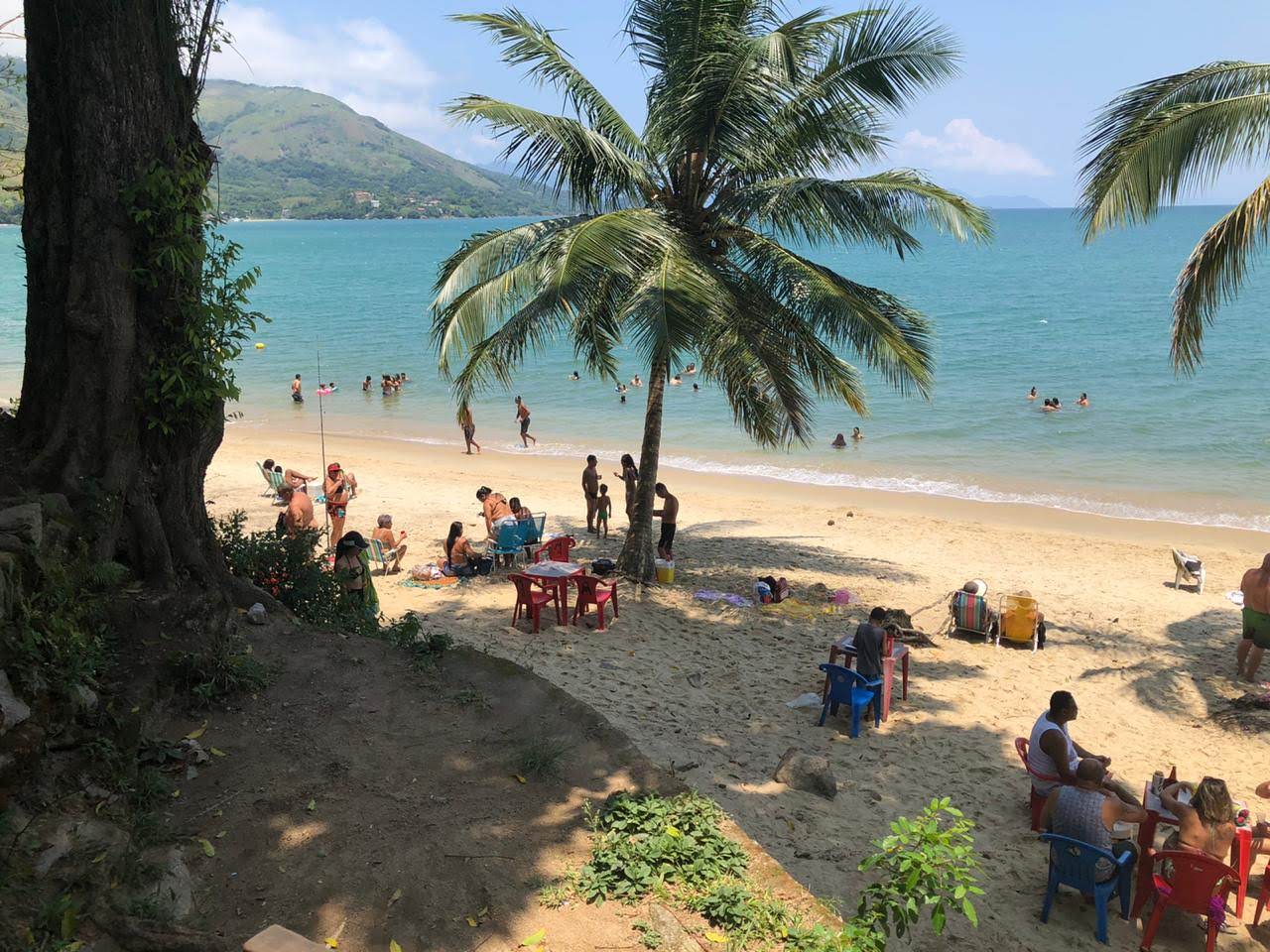 Fotografie cu Plaja Jacuacanga cu nivelul de curățenie înalt