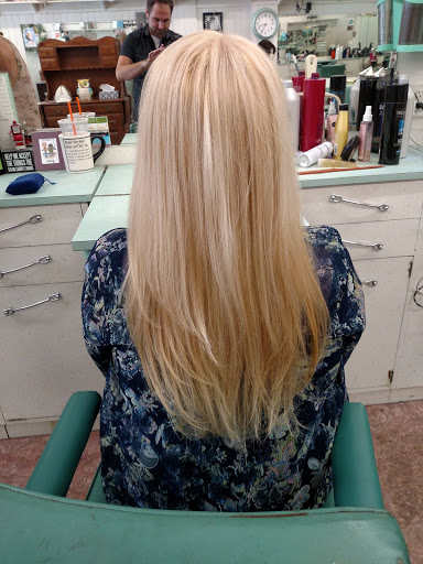 Hair Salon «Talk of the Town Beauty Parlor», reviews and photos, 49 Main St, Leominster, MA 01453, USA