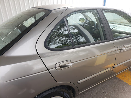 Auto Body Shop «Econo Auto Painting & Body Wrk», reviews and photos, 7020 N Dale Mabry Hwy, Tampa, FL 33614, USA