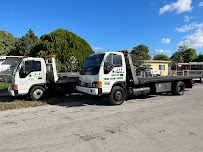 J & F Towing - Photo 3 - Car repair in , Miami