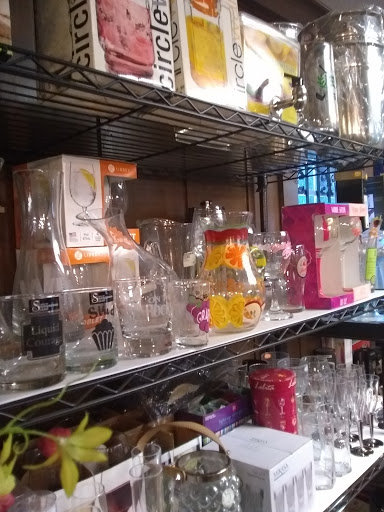 Liquor Store «Northwest Fine Wines Spirits», reviews and photos, 808 Westminster Pike, Reisterstown, MD 21136, USA