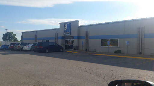 Thrift Store «Goodwill Store», reviews and photos, 2000 Scotty Dr, Cedar Rapids, IA 52404, USA