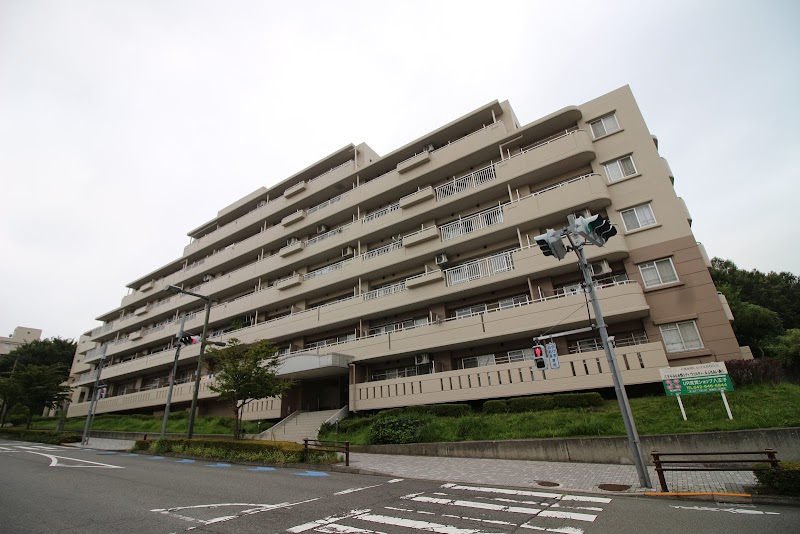 都市再生機構（独立行政法人） 東日本賃貸住宅本部南多摩住宅管理センターヴェルディールふれあい通り管理サービス事務所