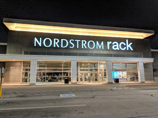 Department Store «Nordstrom Rack Rivers Edge Shopping Center», reviews and photos, 4036 E 82nd St, Indianapolis, IN 46250, USA