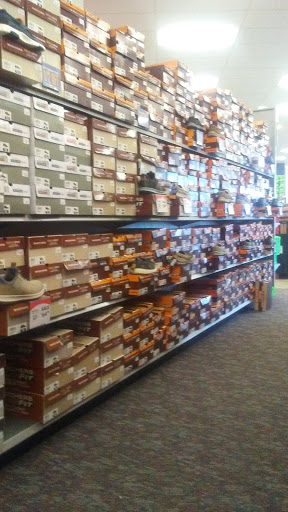 Shoe Store «Shoe Carnival», reviews and photos, 466 Pinnacle Pkwy, Bristol, TN 37620, USA