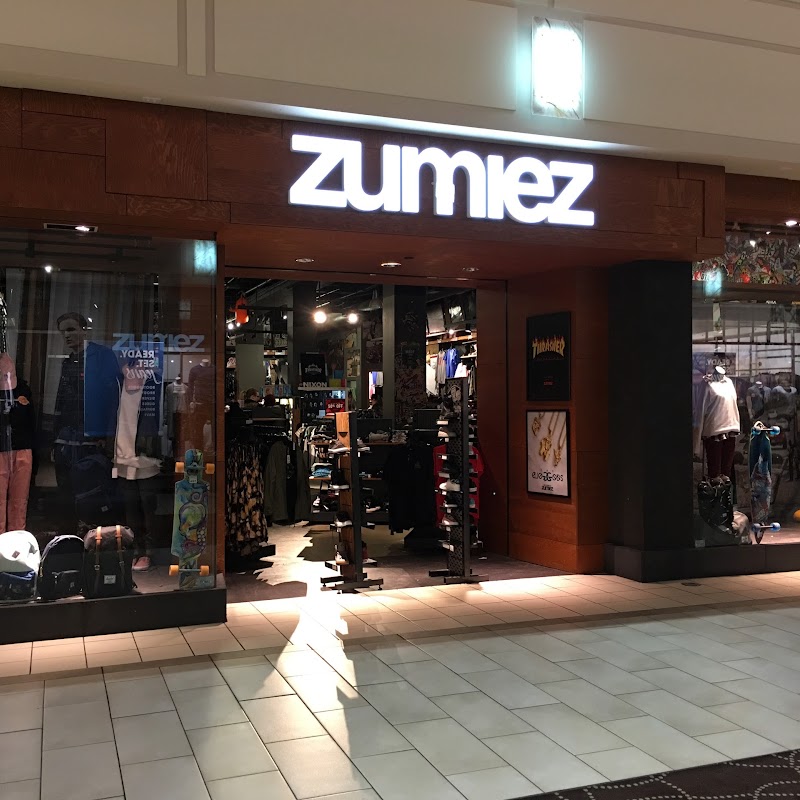 Zumiez