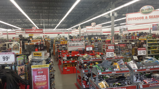 Home Improvement Store «Tractor Supply Co.», reviews and photos, 134 Bridge St, Pelham, NH 03076, USA