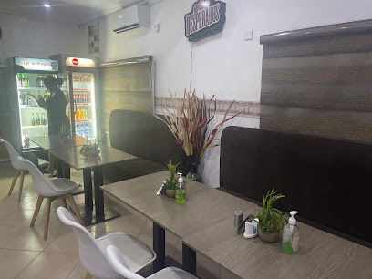 Dutches Spice restaurant and bar - Plot 6 Peter Odili Rd, beside lakeside, Rainbow Town 500001, Port Harcourt, Rivers, Nigeria