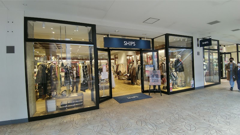 SHIPS OUTLET 入間店