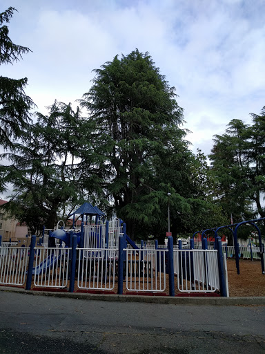 Park «Memorial Park», reviews and photos, 1105 Bancroft Ave, San Leandro, CA 94577, USA