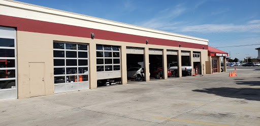 Tire Shop «Discount Tire Store - Murray, UT», reviews and photos, 120 E 4500 S, Murray, UT 84107, USA