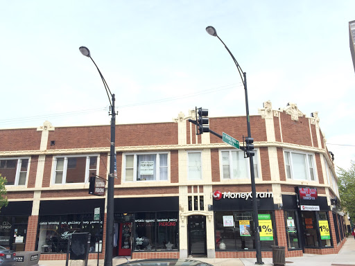 Tattoo Shop «Royal Flesh Tattoo and Piercing», reviews and photos, 4005 N Broadway St, Chicago, IL 60613, USA