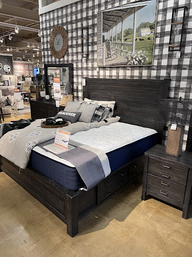 Furniture Store «Ashley HomeStore», reviews and photos, 1821 NY-110, Farmingdale, NY 11735, USA