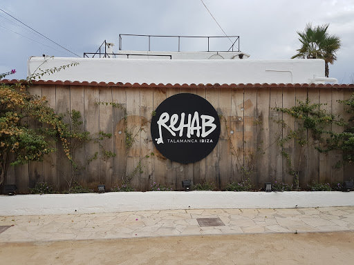 Información y opiniones sobre Rehab Beachclub Ibiza de Ibiza