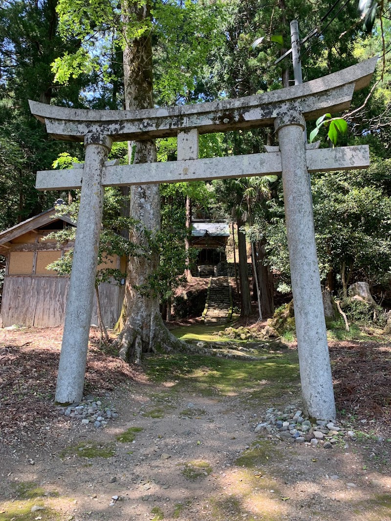 椎村神社
