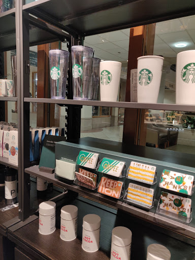 Coffee Shop «Starbucks», reviews and photos, 1600 S Andrews Ave, Fort Lauderdale, FL 33316, USA