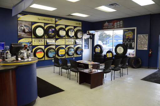 Tire Shop «R & T Tire Pros», reviews and photos, 804 W Jefferson St, Tipton, IN 46072, USA