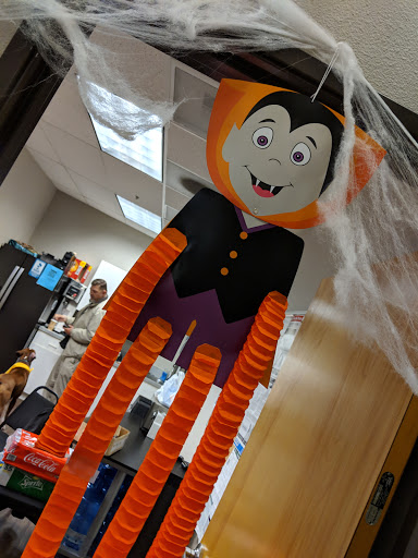 Roofing Contractor «Legit Roofing», reviews and photos, 5601 E 18th St #103, Vancouver, WA 98661, USA