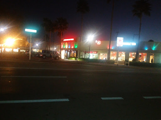 Grocery Store «Bay Supermarket», reviews and photos, 907 Normandy Dr, Miami Beach, FL 33141, USA
