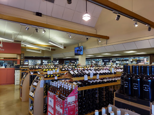 Grocery Store «Ring Bros. Marketplace», reviews and photos, 485 MA-134, South Dennis, MA 02660, USA