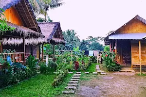 Ariel Bungalow image