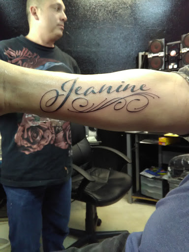 Tattoo Shop «Custom Ink Tattoo», reviews and photos, 6646 San Pedro Ave, San Antonio, TX 78216, USA