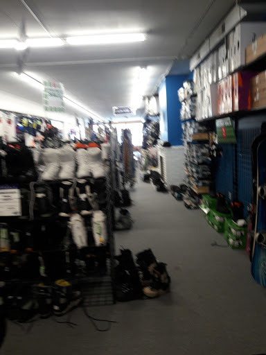 Sporting Goods Store «Play It Again Sports Roseville», reviews and photos, 26451 Gratiot Ave, Roseville, MI 48066, USA