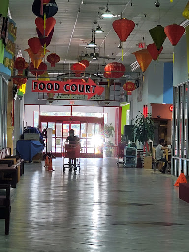 Grocery Store «Ben Thanh Plaza and Central Market», reviews and photos, 1818 E Pioneer Pkwy #100, Arlington, TX 76010, USA