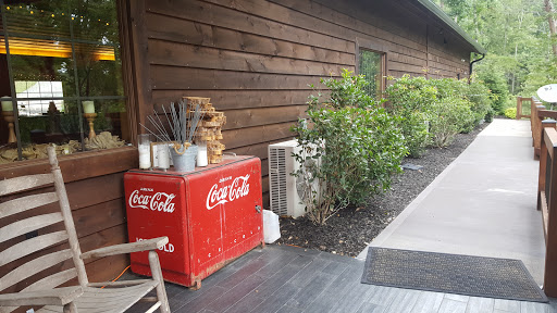 Wedding Venue «In the Woods Wedding & Event Venue», reviews and photos, 2173 Cartersville Hwy, Rockmart, GA 30153, USA