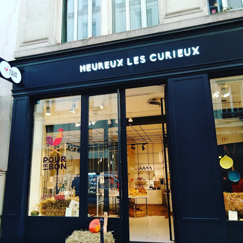 Pop up Store Marais / Heureux Les Curieux à Paris