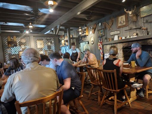 American Restaurant «Cracker Barrel Old Country Store», reviews and photos, 525 Skyline Dr, Conway, AR 72032, USA