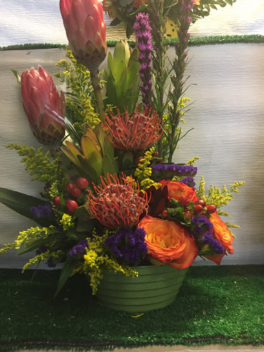 Florist «Four Seasons Flowers & Gifts», reviews and photos, 6630 W Cactus Rd b104, Glendale, AZ 85304, USA