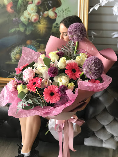 Florist «Victoria Flower Company», reviews and photos, 10869 Bustleton Ave, Philadelphia, PA 19116, USA