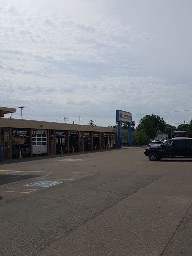 Tire Shop «Firestone Complete Auto Care», reviews and photos, 29200 Plymouth Rd, Livonia, MI 48150, USA