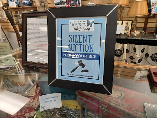 Thrift Store «Blue Ridge Hospice Thrift Shop», reviews and photos, 116A Featherbed Ln, Winchester, VA 22601, USA