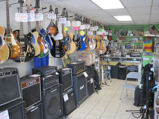 Music Store «Green Shift Comics», reviews and photos, 5226 N Nebraska Ave, Tampa, FL 33603, USA