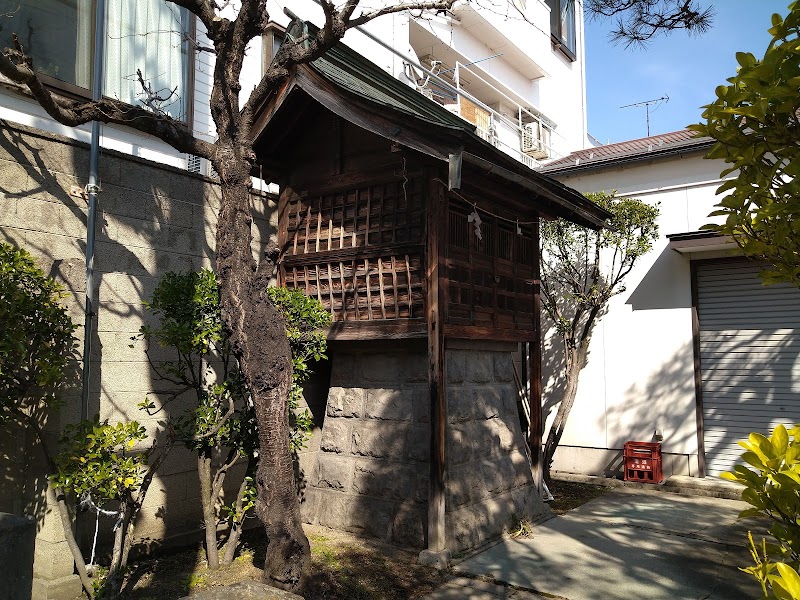 神社